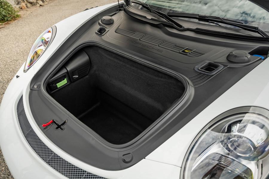 Багажник Porsche 911 GT3 RS (991) 2018 года  (NA) (фото 21 из 40)